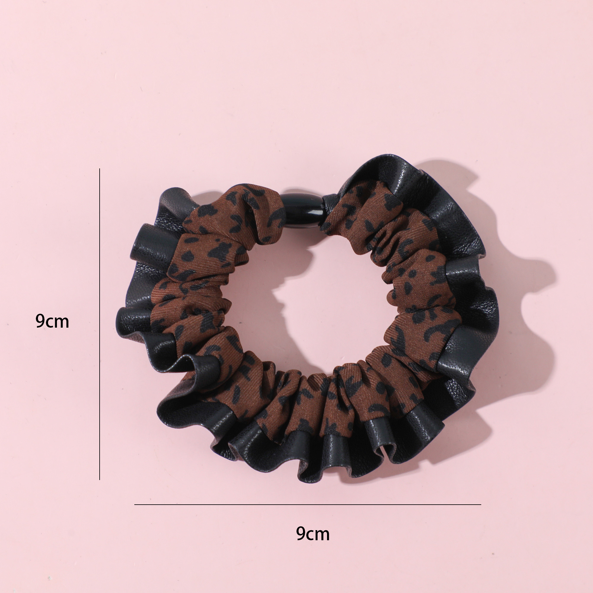 Black-Trim Leopard Print Hair Tie