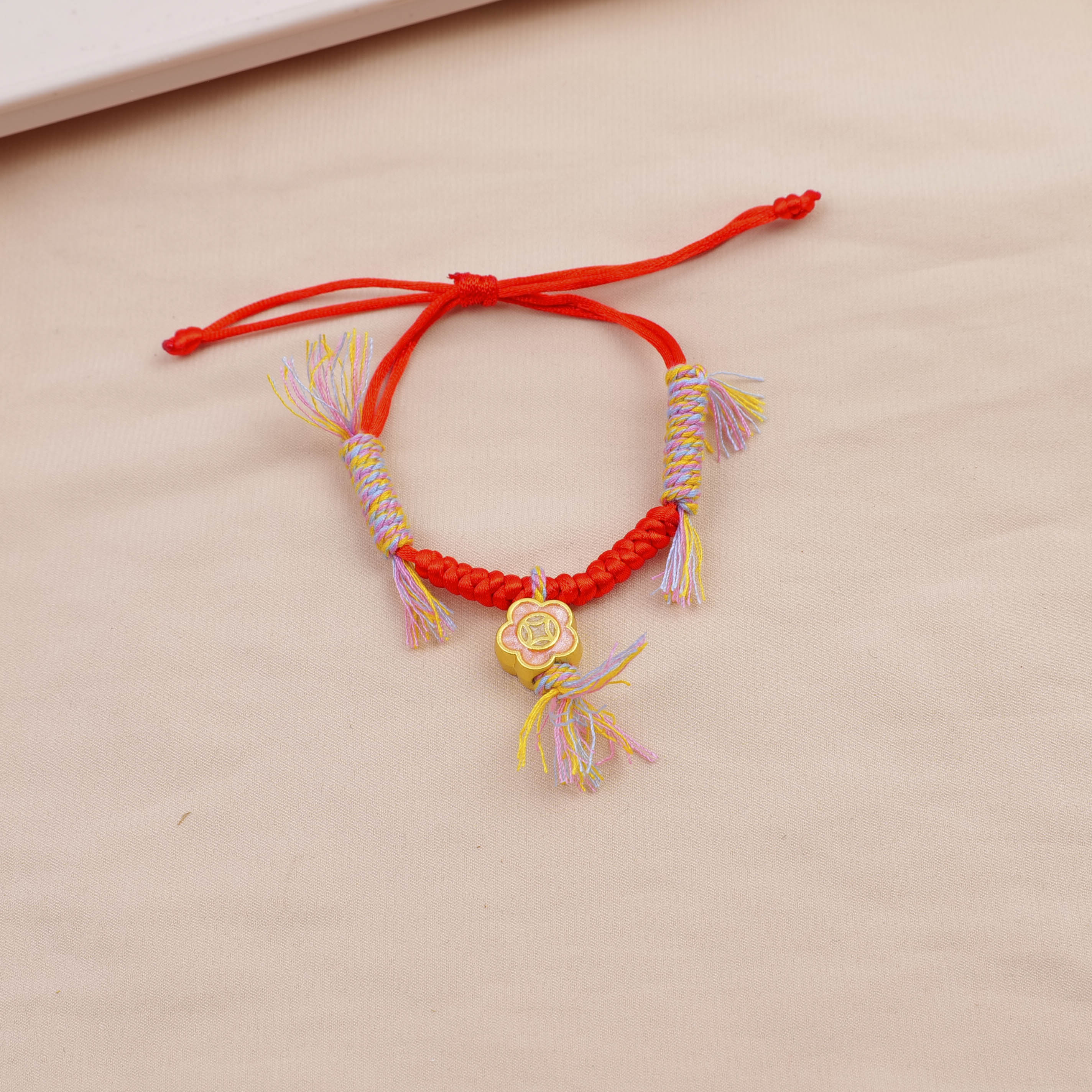 Pink Knot Small Pendant Bracelet