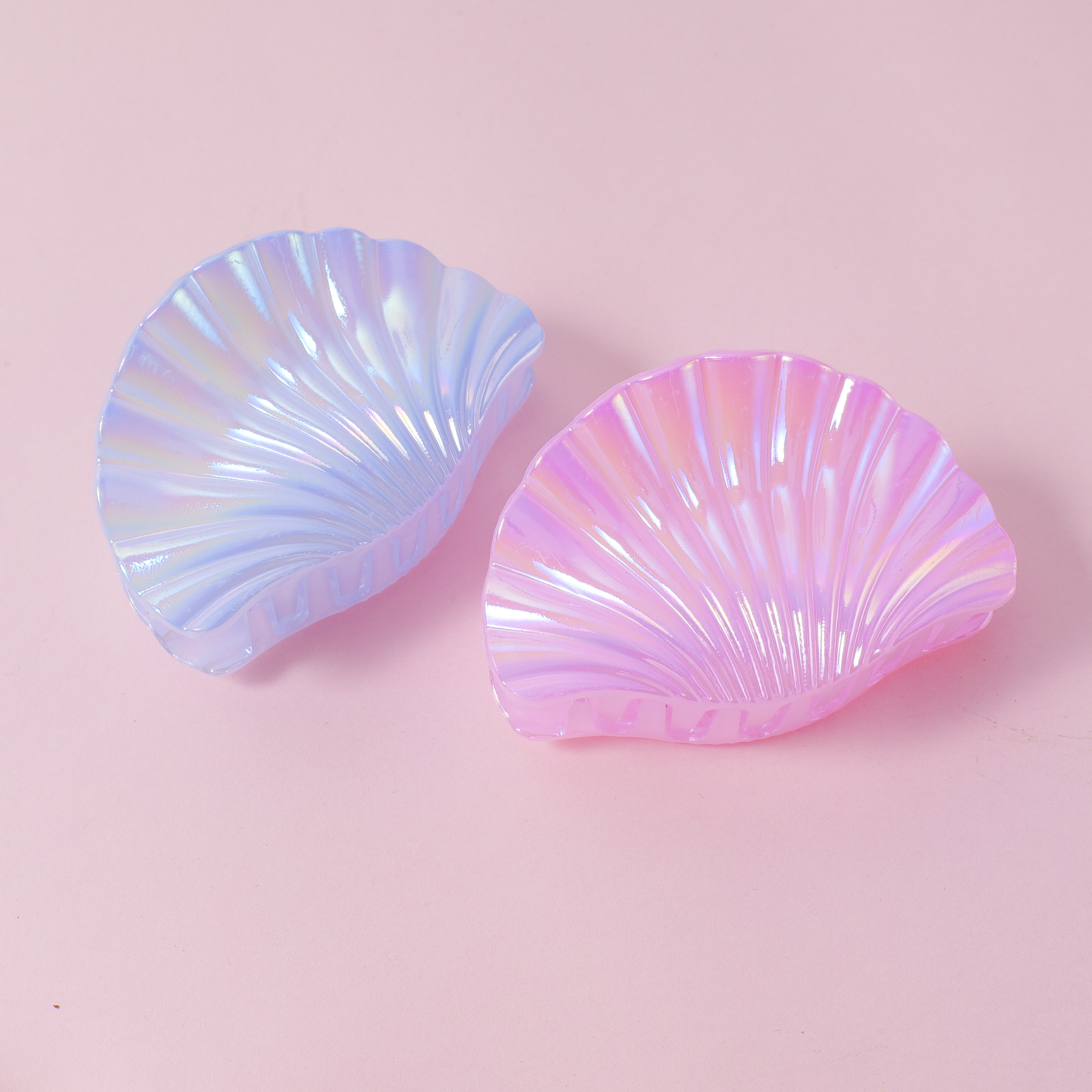Pearlescent Shell Claw Clip-1