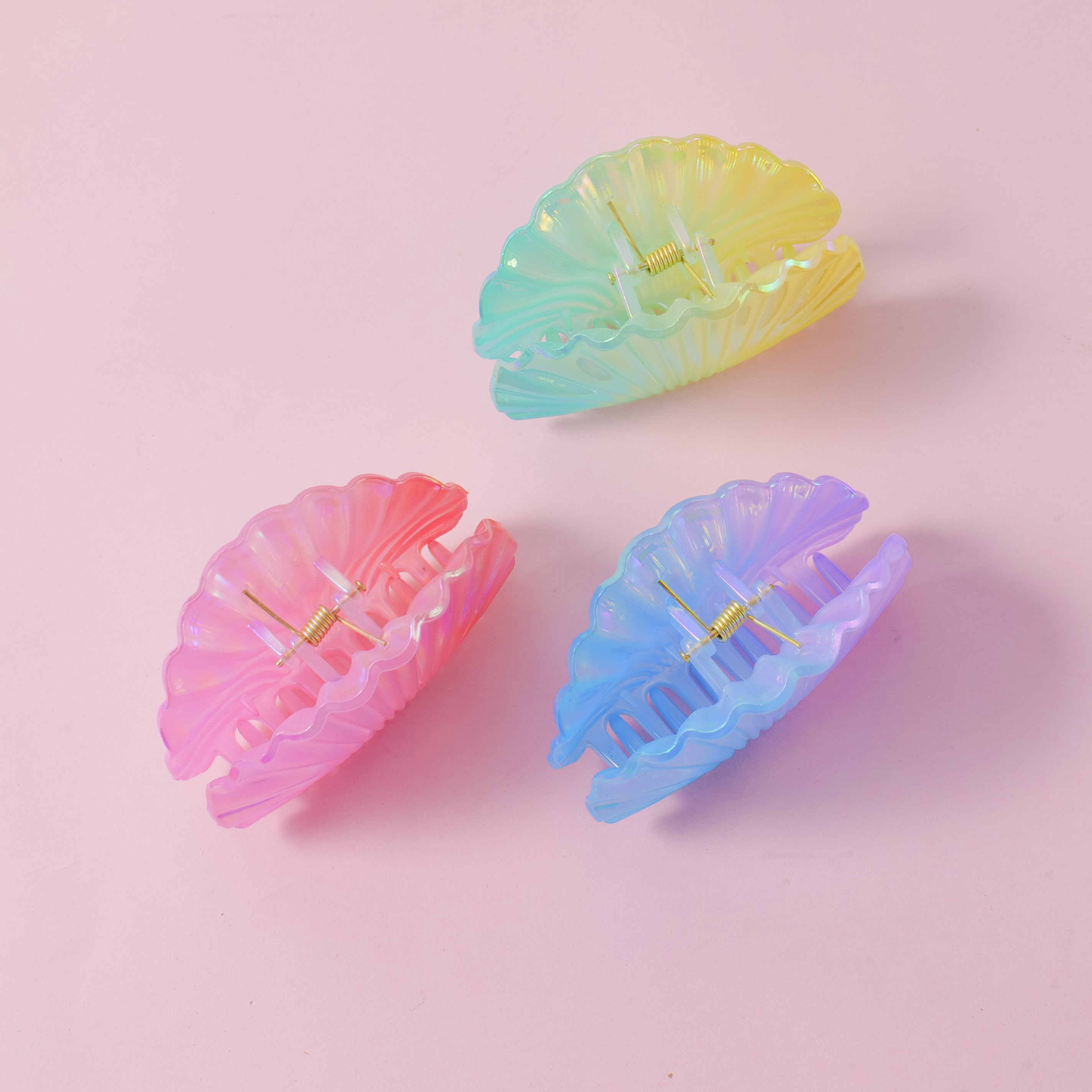 Pearlescent Shell Claw Clip-3