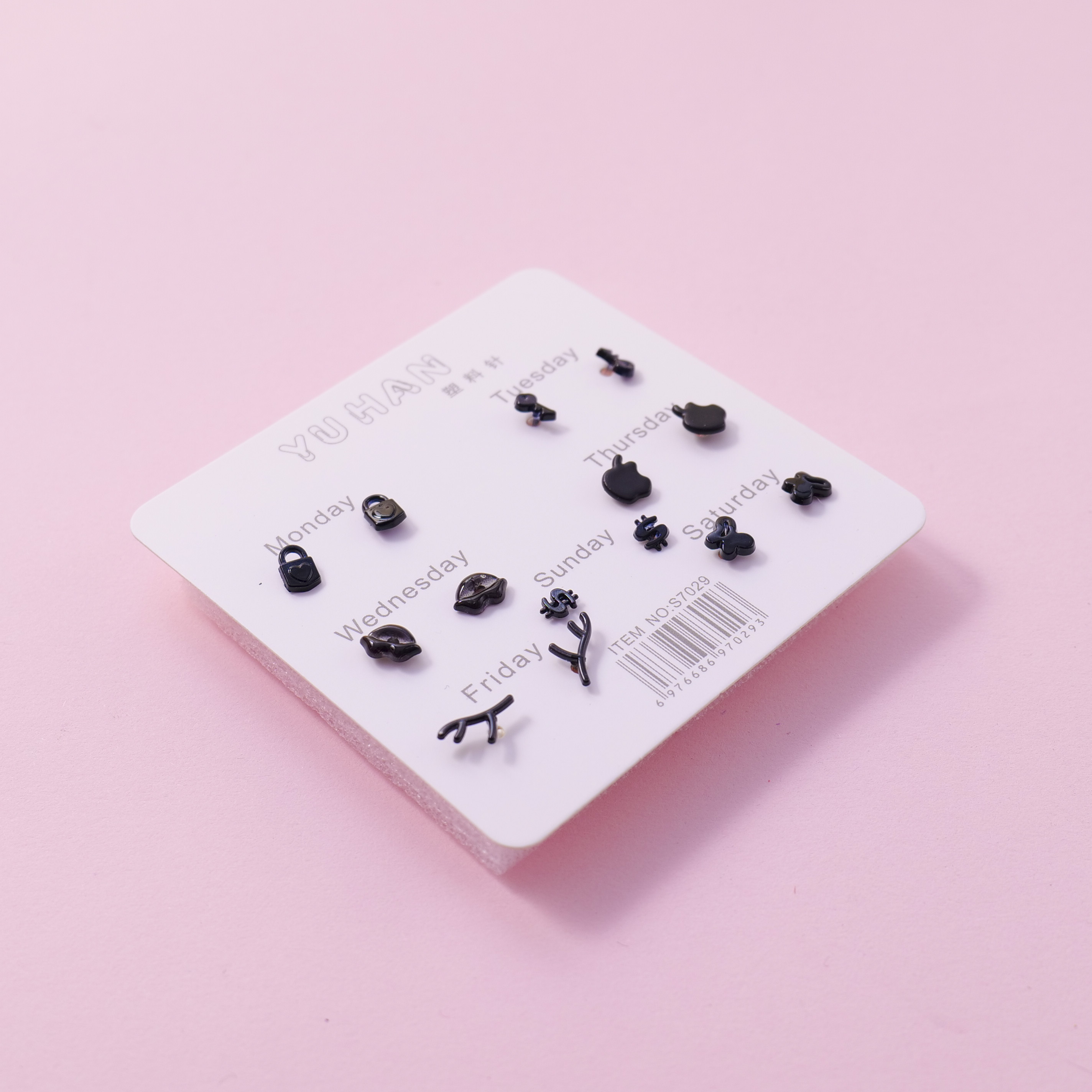 Random Mixed Style Black 7Pairs Earring-1