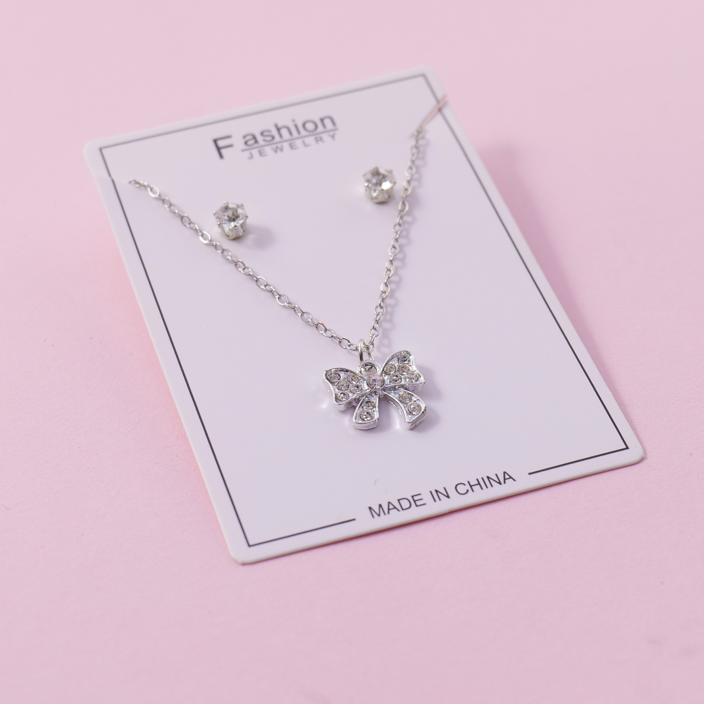 Bowknot Necklace & Stud Earrings Set