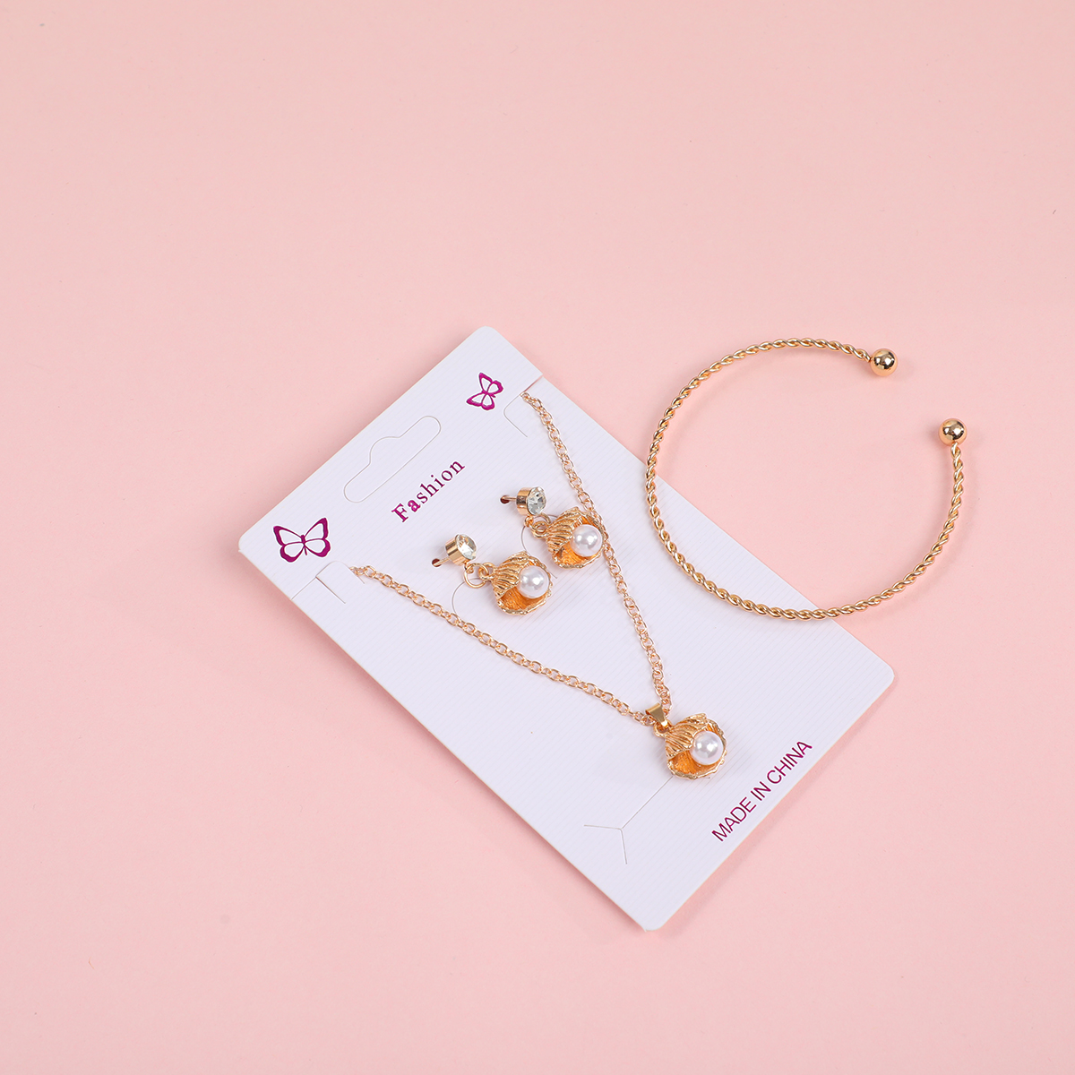 Little Bee Pearl Necklace, Earrings and Bracelet Set