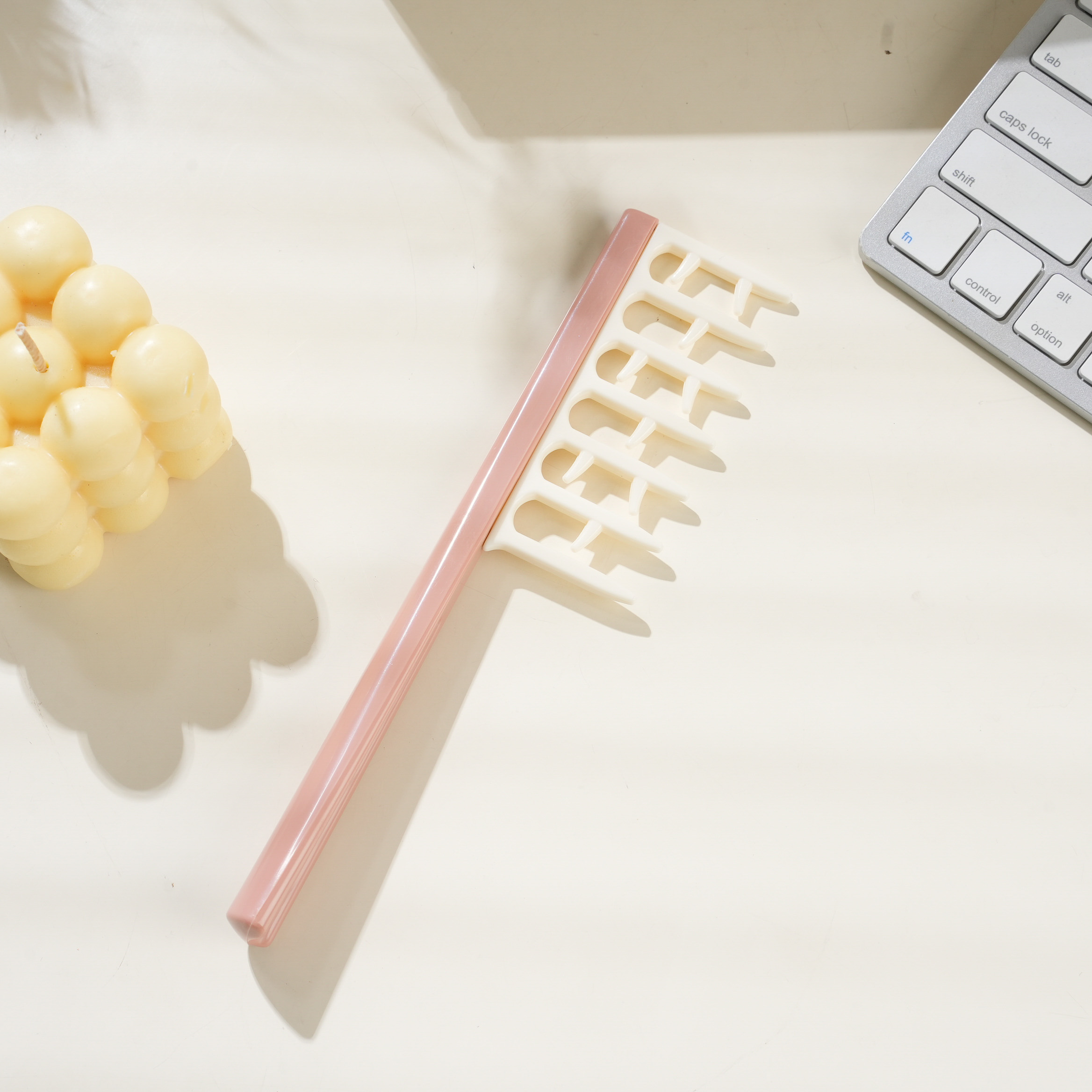 Fluffy Hair Comb - Dusty Pink - SY774-1 (Chinese and English)