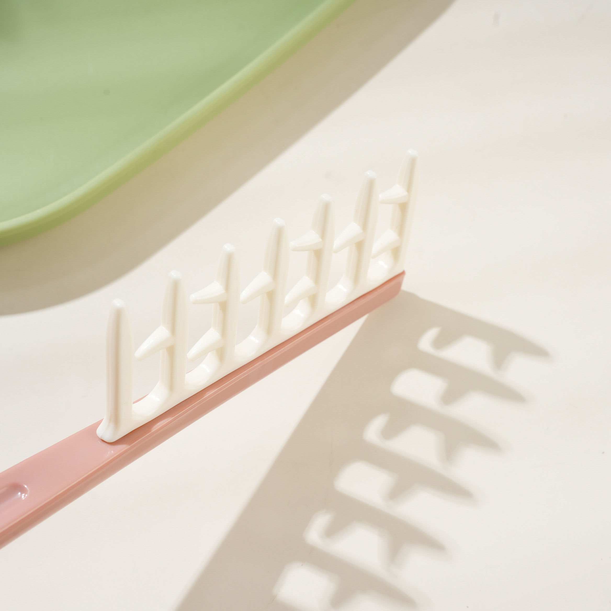 Fluffy Hair Comb - Dusty Pink - SY774-1 (Chinese and English)