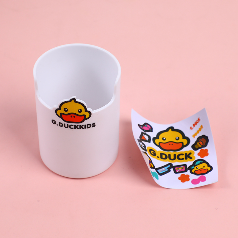 Little yellow duck creative pen holder