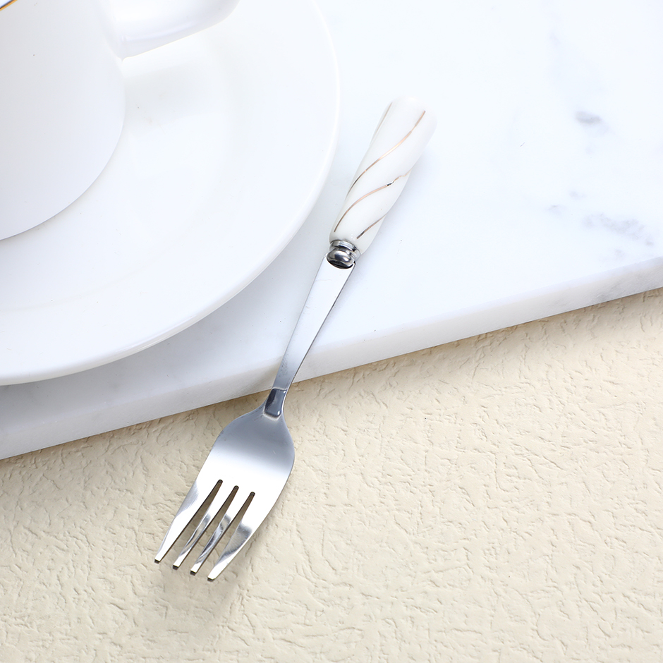 Hexagonal platinum ceramic handle No. 3 fork