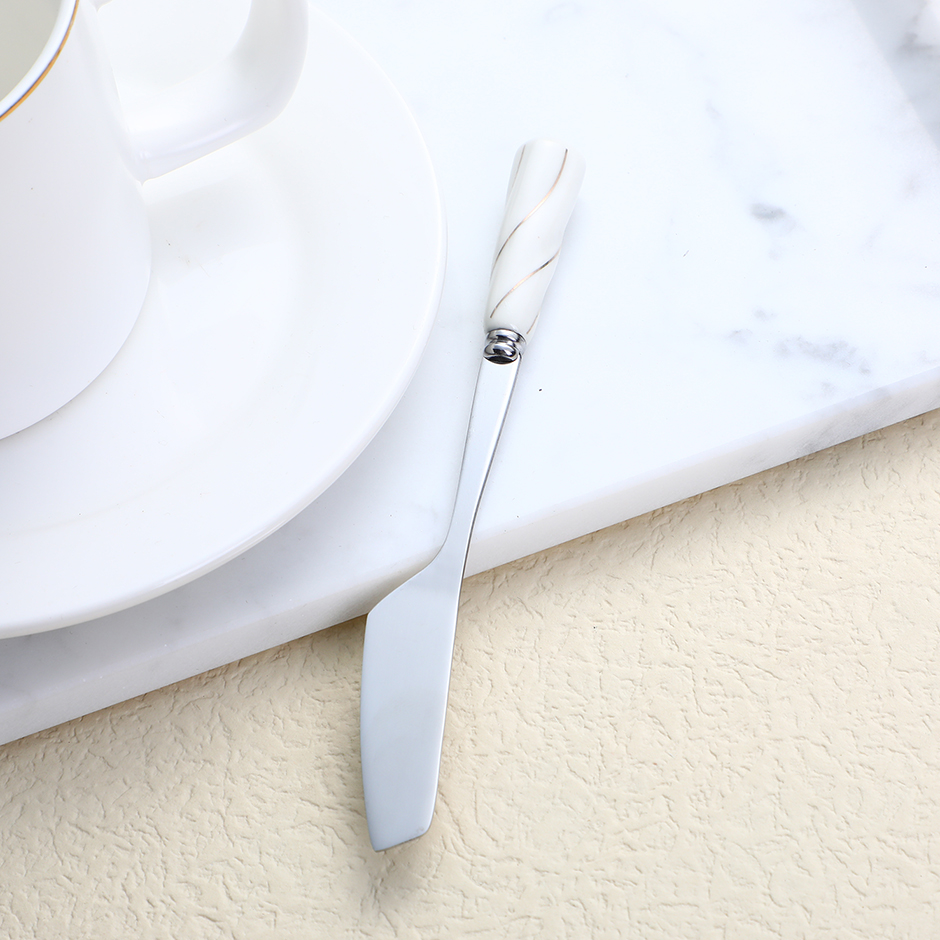 Hexagonal platinum ceramic handle moon cake knife