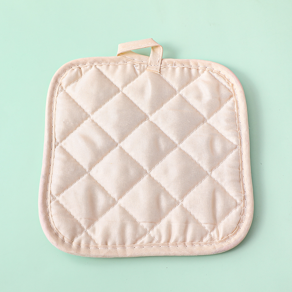 Cotton and linen strawberry heat insulation pad 17 x 17
