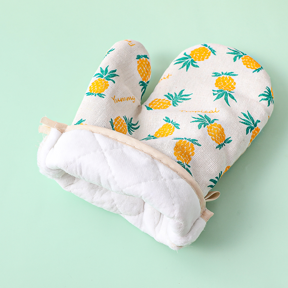 Cotton and linen pineapple heat insulation gloves