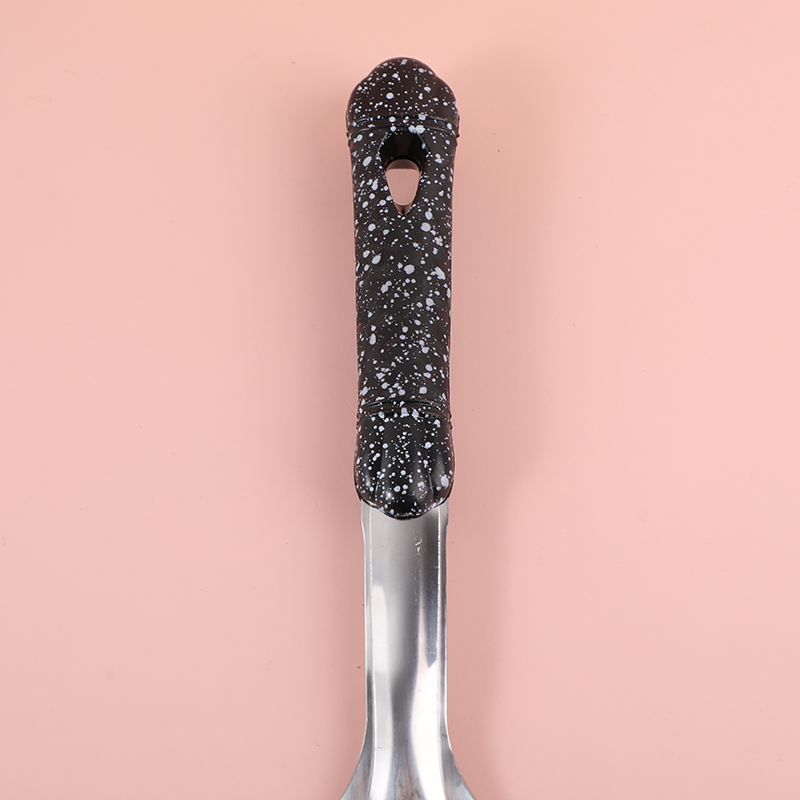 Black frosted with crown short rice spoon