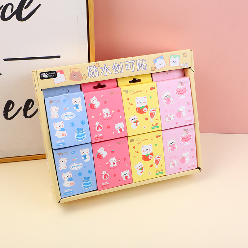 Berry bear boxed band-aid 20pcs