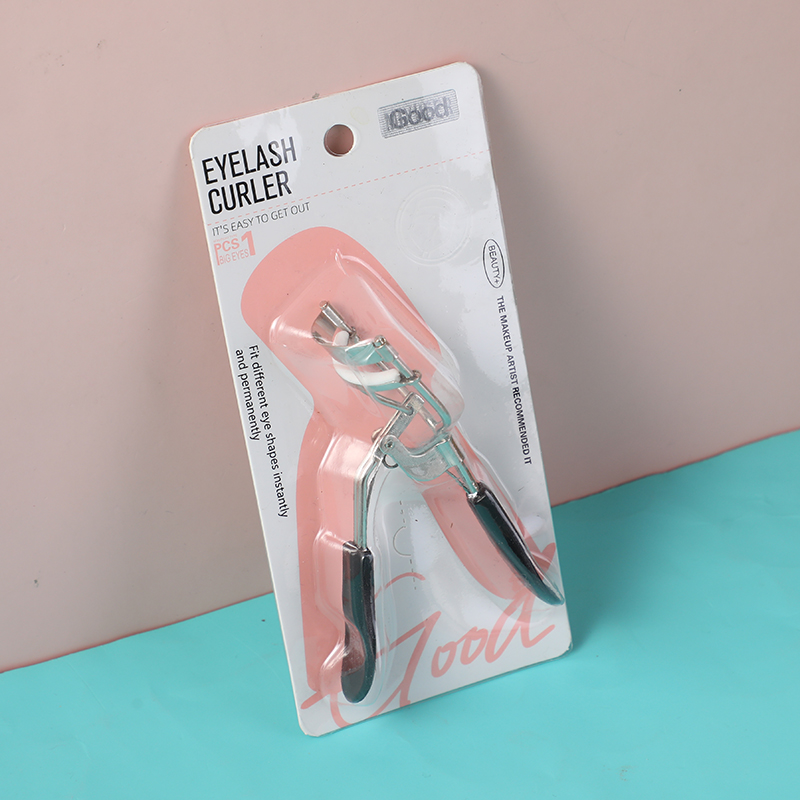 Eyelash curler