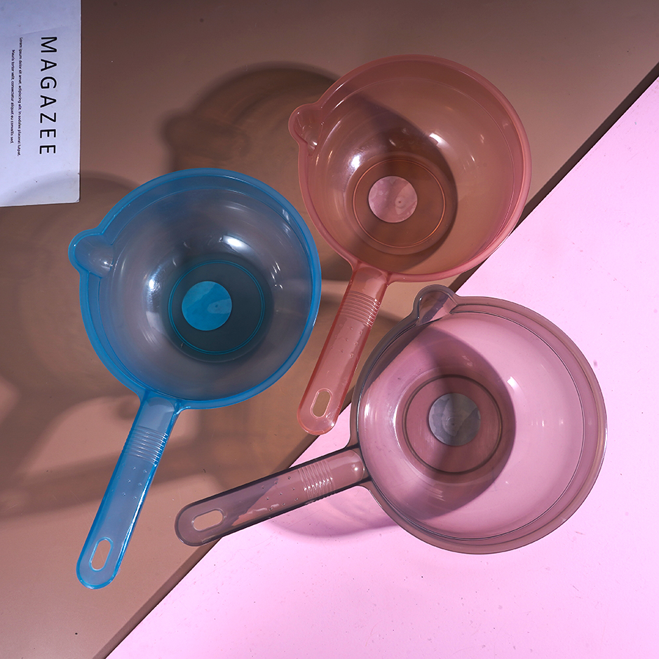 Transparent water scoop 808