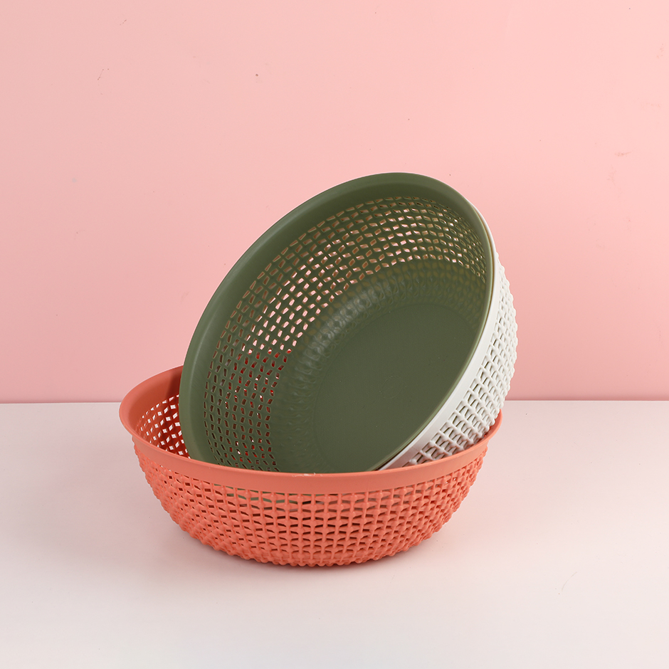 595 Bead curtain pattern round storage basket