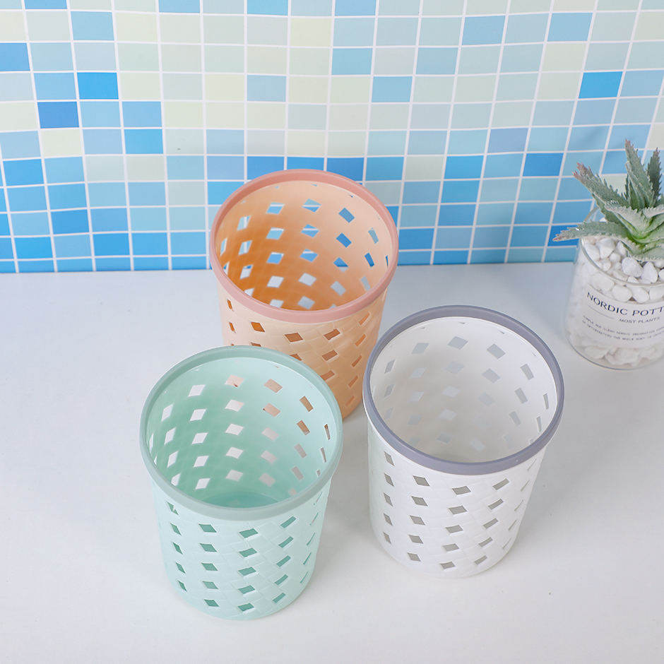 596 Rhombus round pen holder