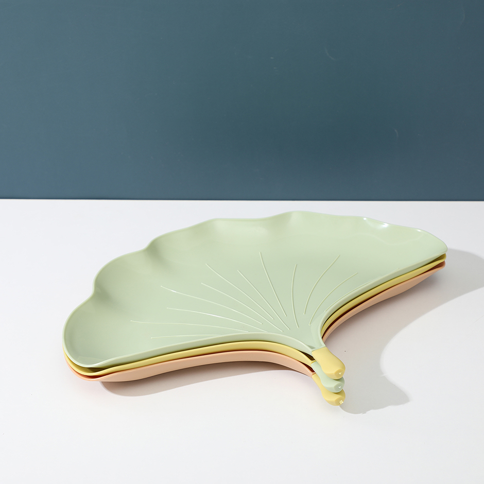 765 Ginkgo leaf fruit plate