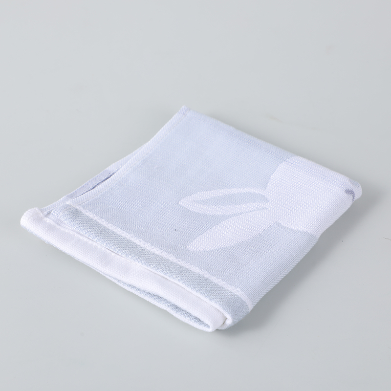 Big ear rabbit square towel 25x25-657