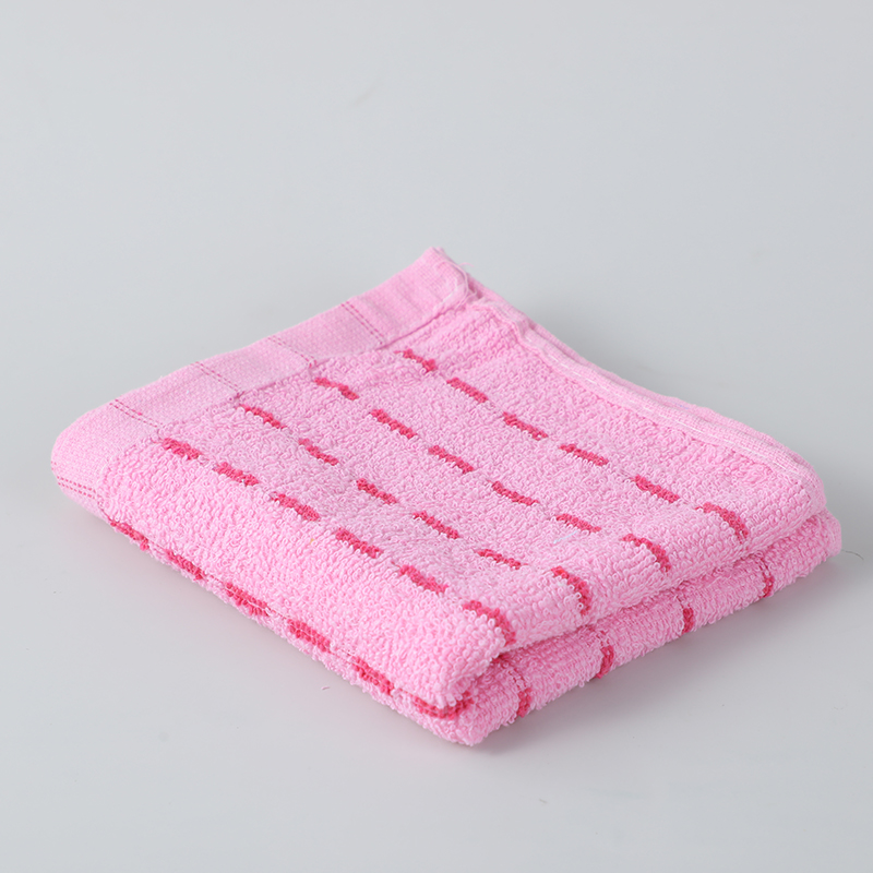 Raindrop pattern towel 70 x 30cm