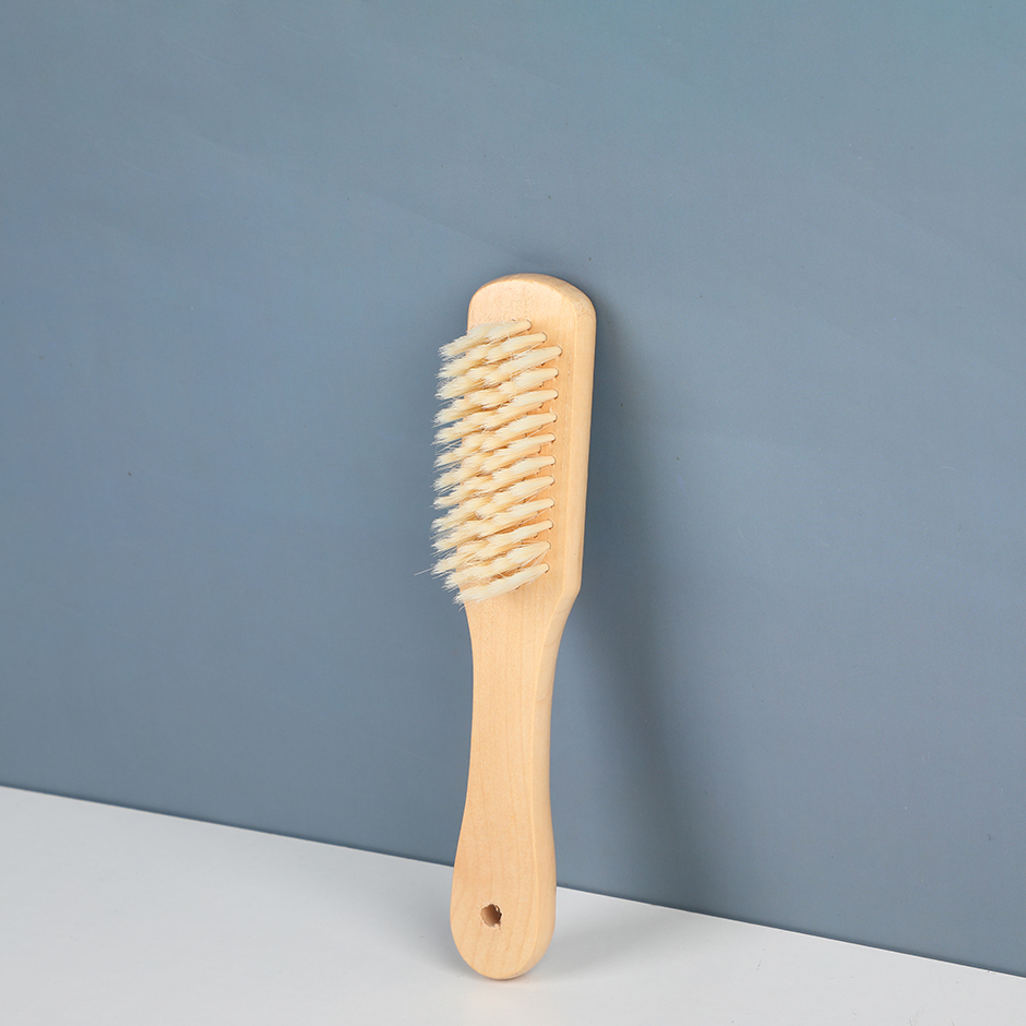 Solid wood soft wool shoe brush