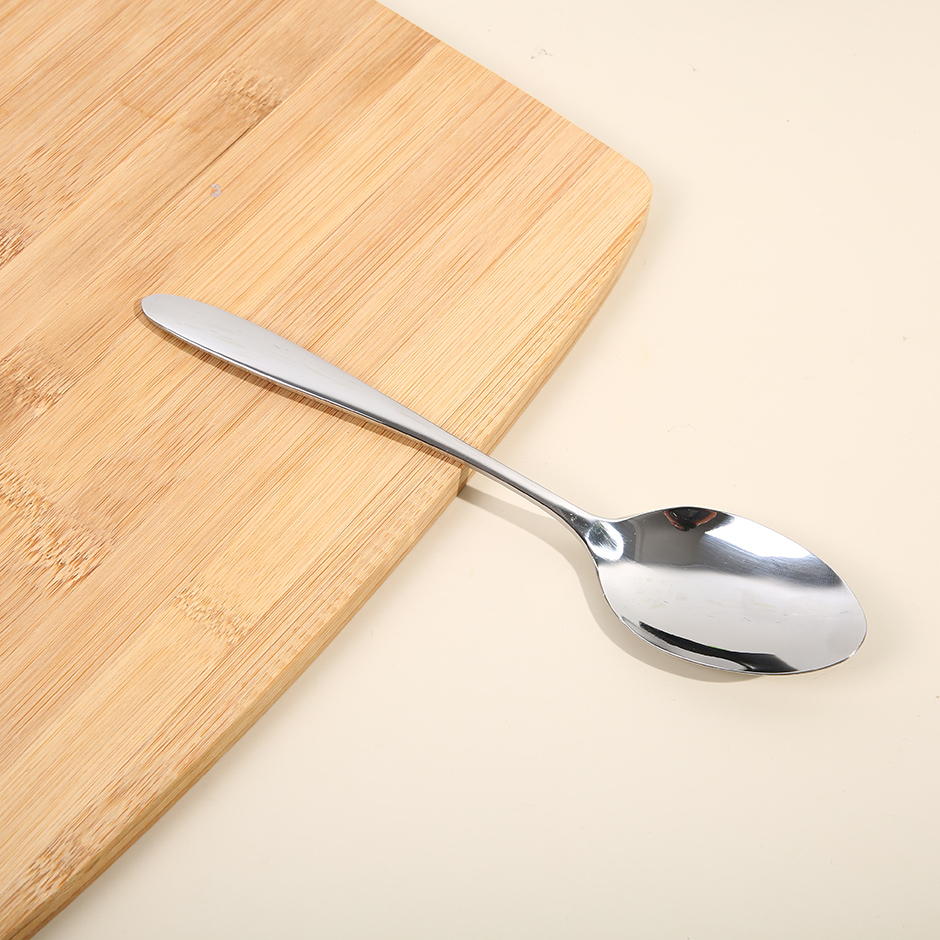 430 Delicate No.2 pointed spoon