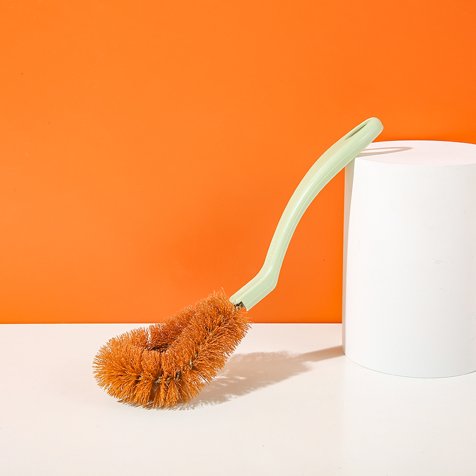 Coir pan brush with plastic handle