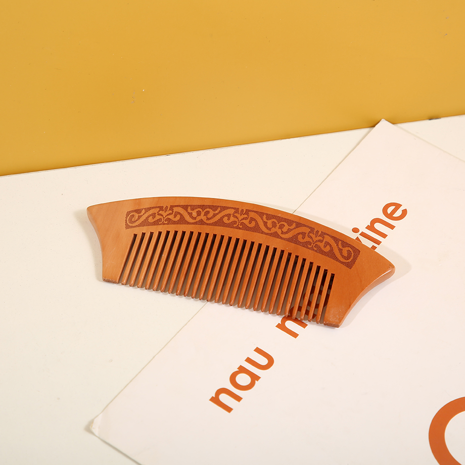 Fashionable small princess comb
