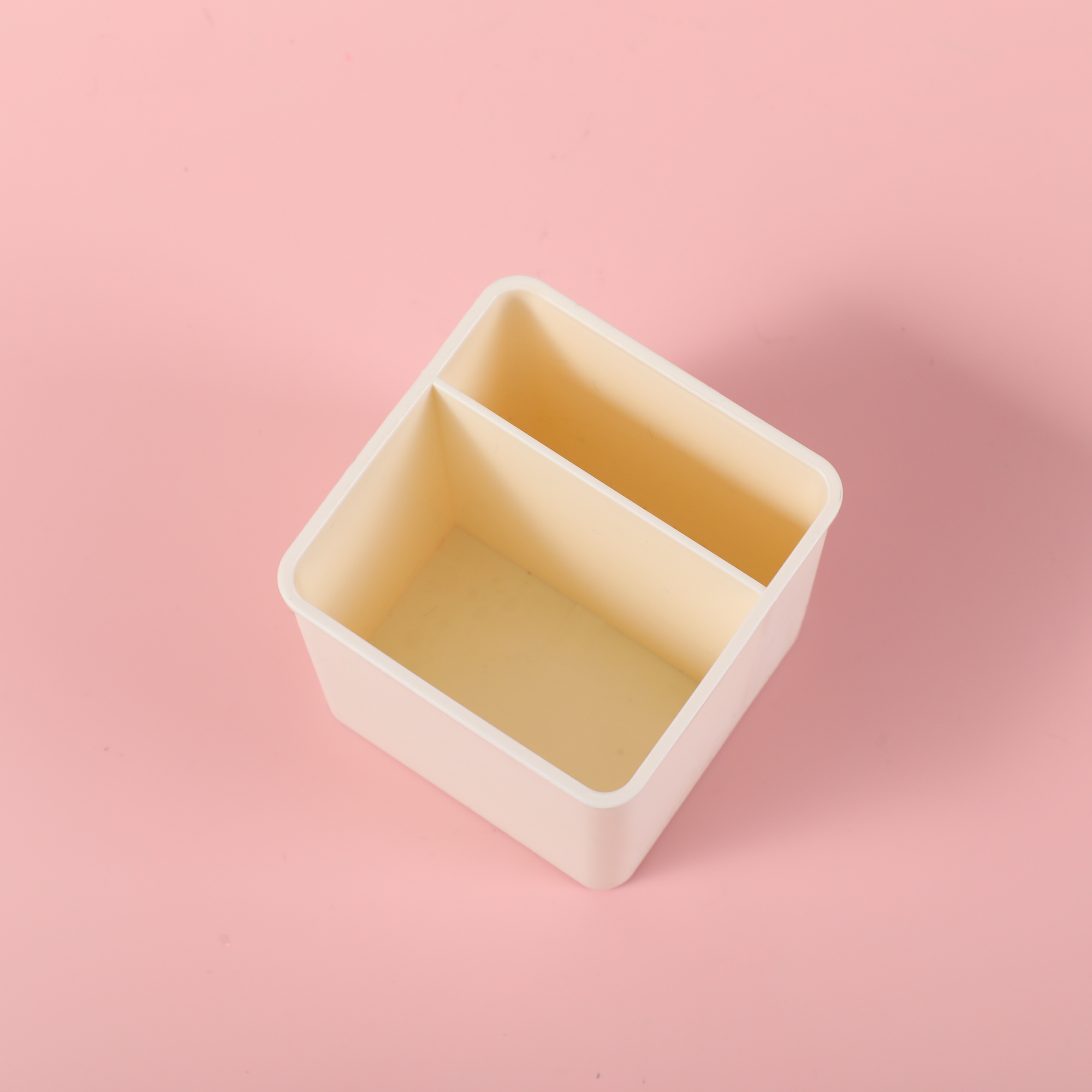 White Storage Series - Pen Holder 2014 Square Pen Holder