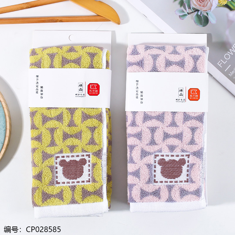 Threaded floral towel D774