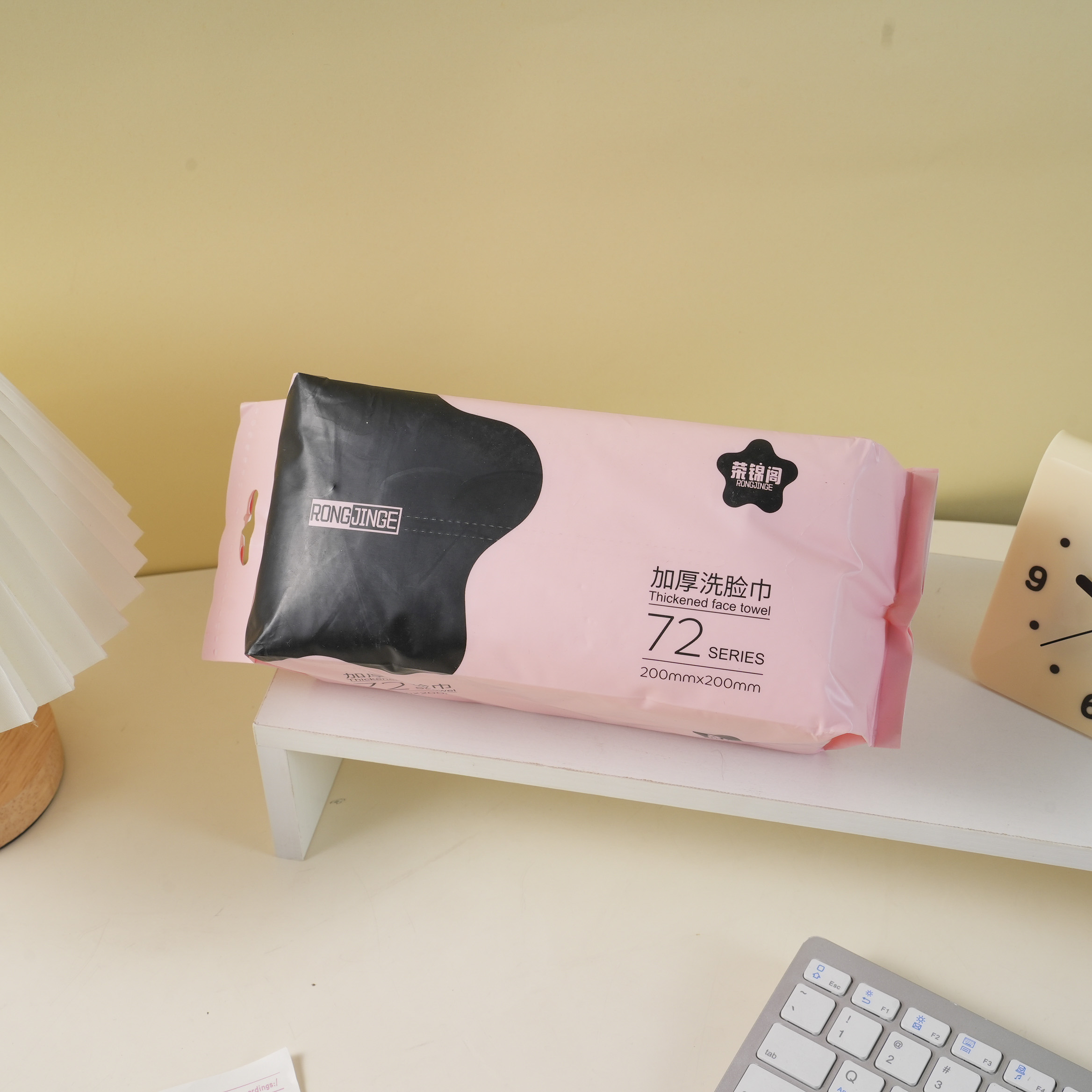 Star-Shaped Cotton-Soft Roll Facial Tissue 48 Sheets