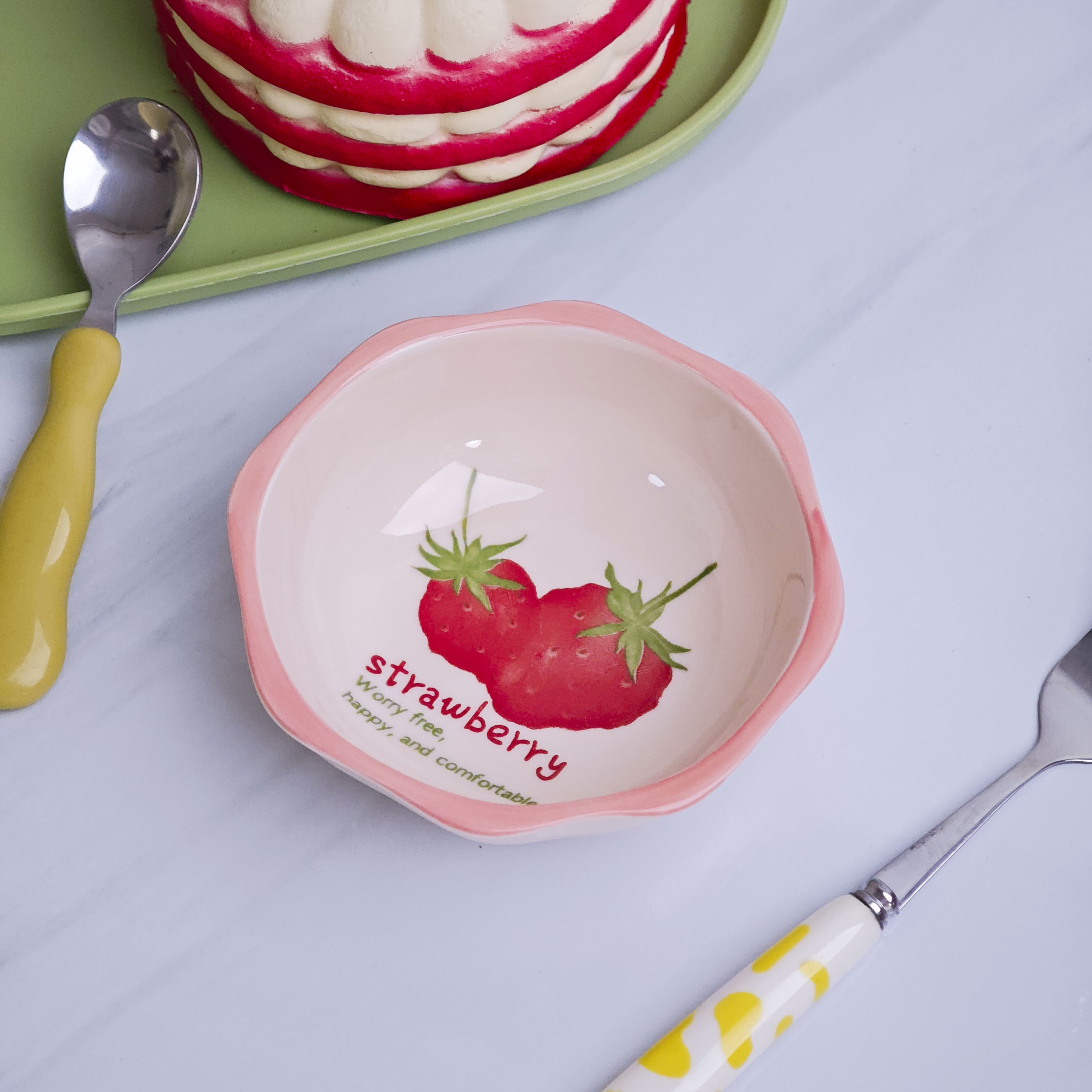 4.5-Inch Strawberry Ceramic Dish
